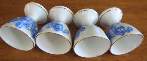 BLUE & WHITE=4 x BOILED EGG CUPS=TIEFENFURT=Germany=Stunning for Breakfast!!!!=CHINA BLAU=TUPPACK.