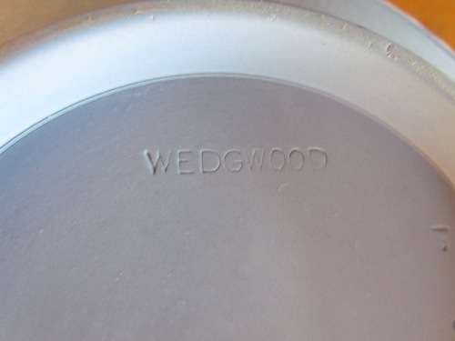 WEDGWOOD SACRIFICE BOWL=BLUE JASPERWARE=White Relief=Scarce!!=1964=Made in ENGLAND.
