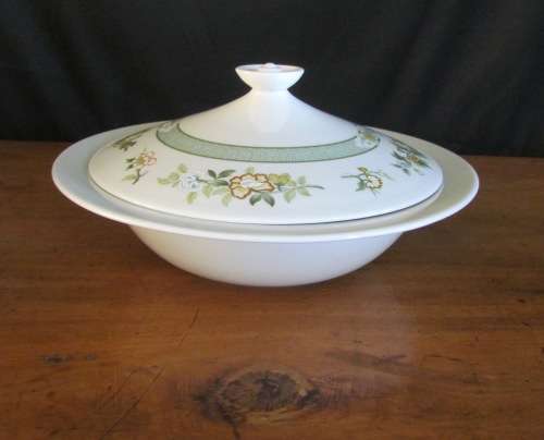 ROYAL DOULTON TONKIN DINNER SERVICE & Coffee Set=10 PLACE Setting=71 PIECES=1974=IMMACULATE!!!!!