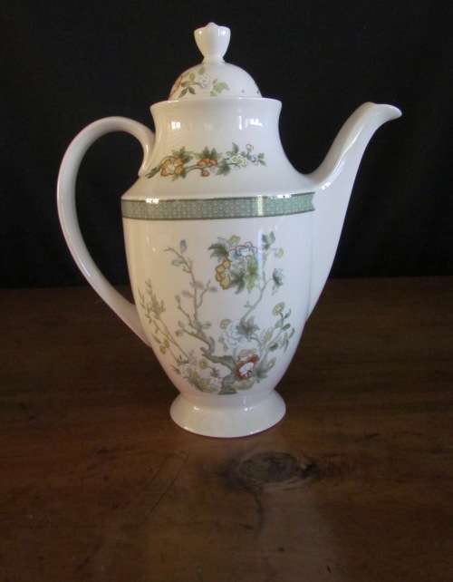 ROYAL DOULTON TONKIN DINNER SERVICE & Coffee Set=10 PLACE Setting=71 PIECES=1974=IMMACULATE!!!!!