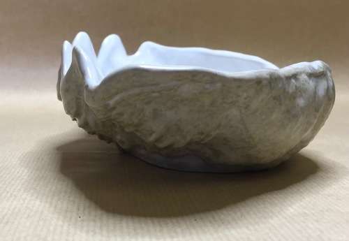 CLAM SHELL BOWL DISH SALAD BOWL SNACK DISH LOCALLY MANUFACTURED - 226mm long.