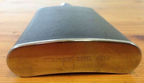 HIP FLASK STAINLESS STEEL 4 oz 120ml clad in black. WHISKY WHISKEY BRANDY