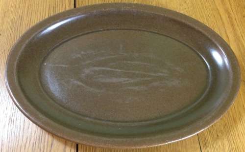 EARTHENWARE BROWN PLATTER - OVAL.