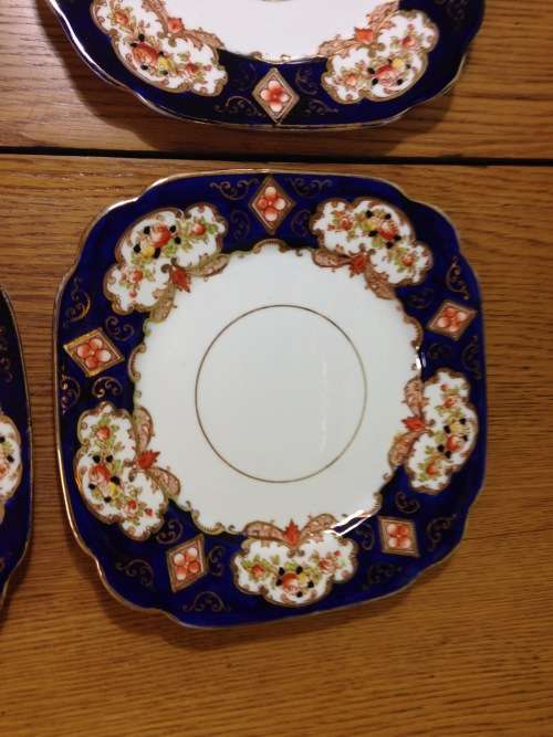 ROYAL ALBERT DERBY IMARI STYLE SQUARE ENTREE SALAD DESSERT PLATES x 8 CROWN CHINA 1917-1925 ENGLAND