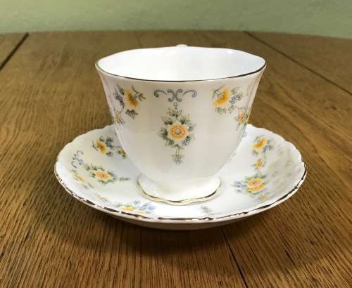 ROYAL ALBERT=BRONTE=DUO=TEA CUP + SAUCER=1st quality=Bone China=England.