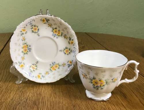 ROYAL ALBERT=BRONTE=DUO=TEA CUP + SAUCER=1st quality=Bone China=England.