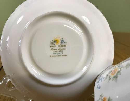 ROYAL ALBERT=BRONTE=DUO=TEA CUP + SAUCER=1st quality=Bone China=England.