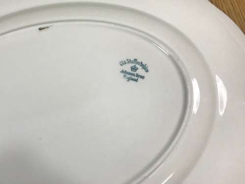 PLATTER=LARGE OVAL=JOHNSON BROTHERS=MADE in ENGLAND=OLD STAFFORDSHIRE=FLOWERS=FLORAL=RIDGED BORDER