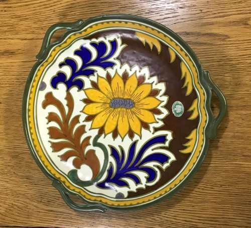 GOUDA ROYAL Zuid Holland BOWL PLATE CHARGER 1948 3236 544? DAHLIA PATTERN FLOWERS FLORAL 3 HANDLES.