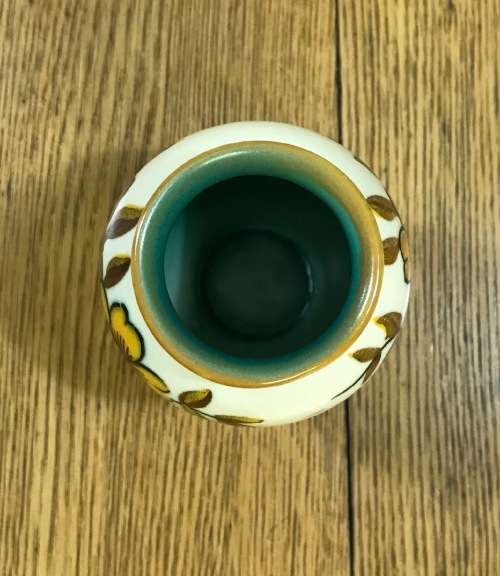 GOUDA HOLLAND SMALL VASE 1939 JULY(5) 2854 TALA PATTERN FLOWERS FLORAL STUNNING PIECE!!!