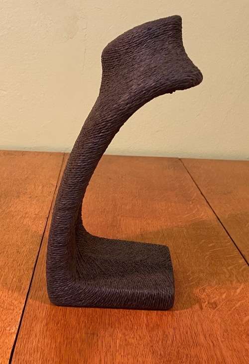 JEWELLERY NECKLACE CHOKER PENDANT DISPLAY MANNEQUIN / BUST / STAND NATURAL PAPER TWINE COLOUR CURVED