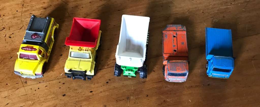 MATCHBOX / LESNEY DINKY CARS - USED - x 5 - Trucks.