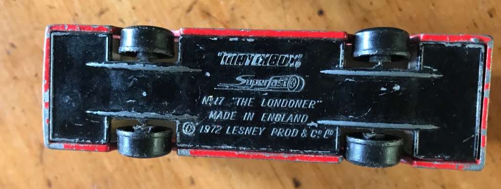 MATCHBOX / LESNEY DINKY CARS - USED - x 7 - Cars - Bus - Paris Dakar - London Taxi - Police