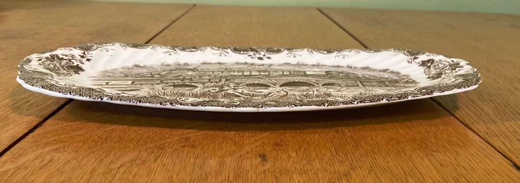 SANDWICH PLATTER - IRONSTONE - JOHNSON BROTHERS - ENGLISH COUNTRY LIFE - ENGLAND - BROWN & WHITE.