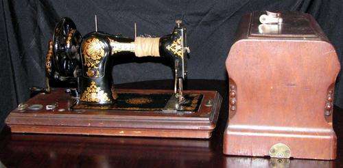 Antique "Jones Family" C.S. Sewing Machine ~ Hand Crank ~ Made in England