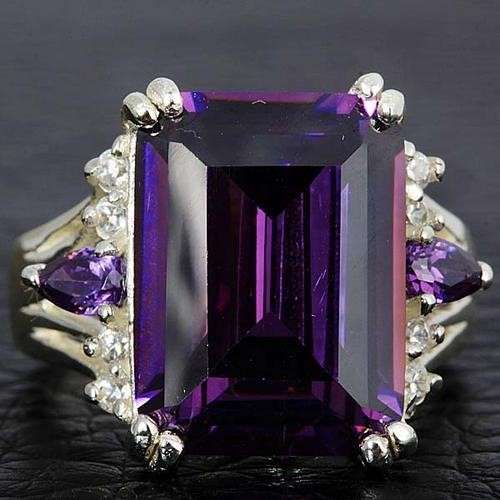 EMERALD CUT AMETHYST CZ & WHITE CZ RING