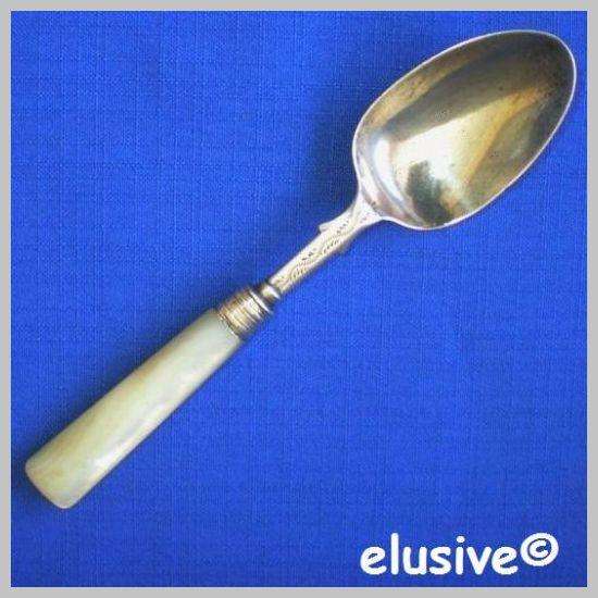 BRITISH HALLMARKED / MOTHER OF PEARL SUGAR SPOON. Victorian. Birmingham 1891.