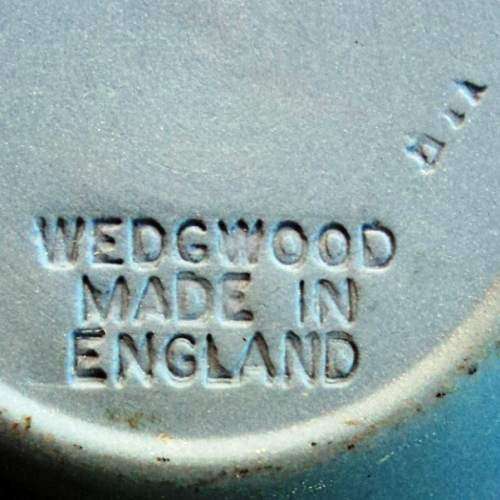 WEDGWOOD JASPERWARE ASHTRAY. Blue / White. Grapevine embossing. 9.5 cm diam.