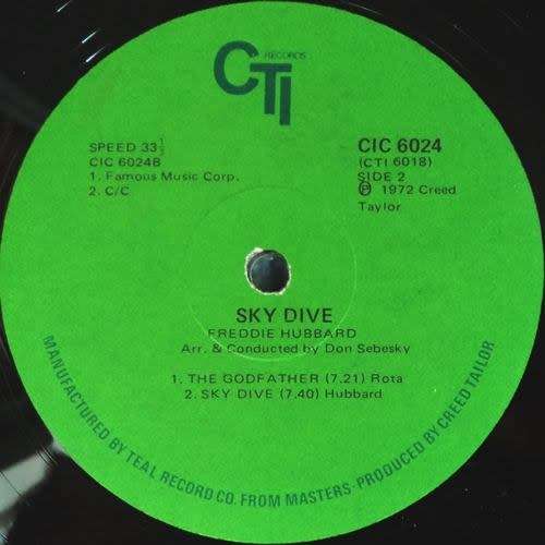 Freddie Hubbard. SKY DIVE. Vinyl 33 rpm LP. Gatefold (VG+/VG) Jazz (Fusion. Jazz / Funk). RSA.