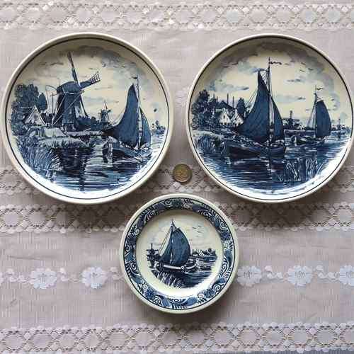 DELFT WALLPLATE TRIO. Royal Distel porcelain factory. ALL HANDPAINTED. (3 Sold in 1 lot)