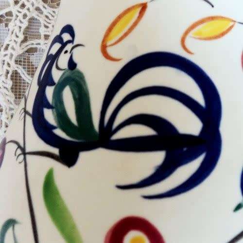POOL VASE. Handpainted. Medium size (16 cm height). Pristine condition. Collector`s piece!