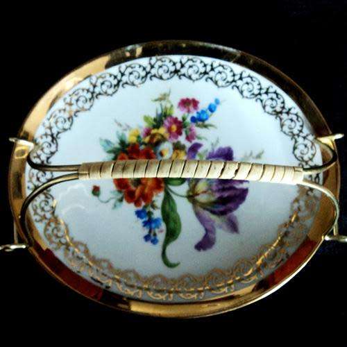 GERMAN BONE CHINA BON - BON DISH WITH HANDLE. Gloria Fine Porcelain. `Bayreuth` - Bavaria.
