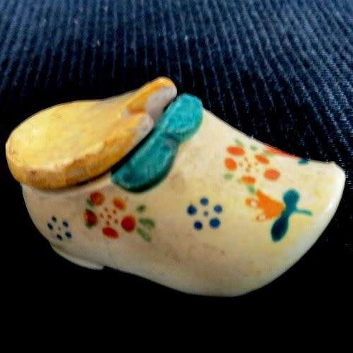 DUTCH PORCELAIN `KISSING BOY AND GIRL` CRUET SET (salt, pepper and mustard) Handpainted and vintage.