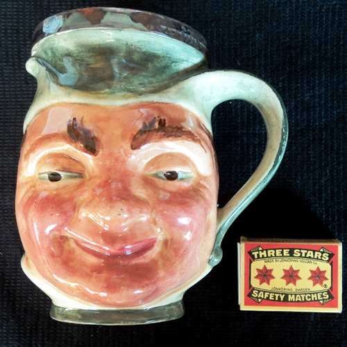 LANCASTER SANDWARE DICKENSWARE CHARACTER JUG DEPICTING `PUCK`. 13 cm. Handpainted.