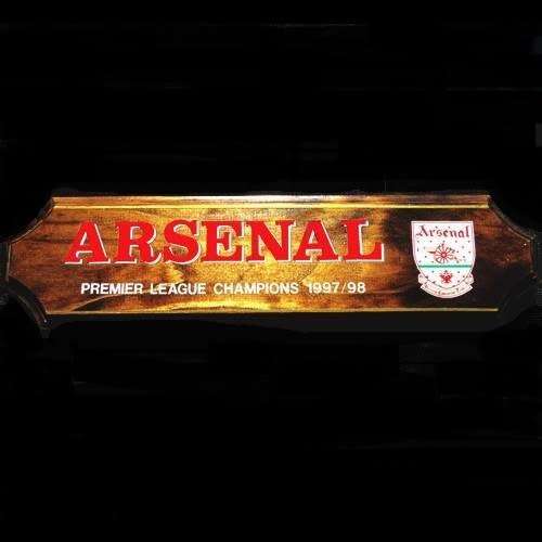 ARSENAL PREMIER LEAGUE CHAMPIONS 1997 / 1998. COMMEMORATIVE WALL PLAQUE. Wood. Soccer commemorative.