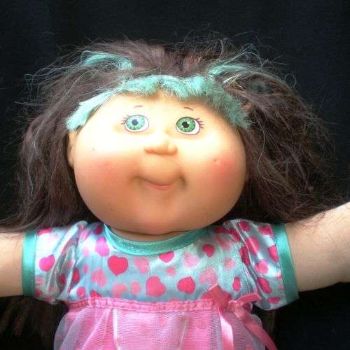 CABBAGE PATCH KID. Alexis. Very collectable! (2004)