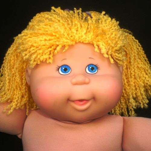 CABBAGE PATCH KID. Goldie. Very collectable! (2004)