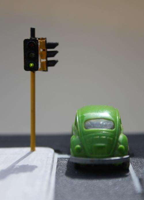 HO scale street robots. Set of 4.