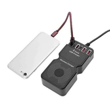Multifunctional Wireless Charger with 4  USB Ports-Black