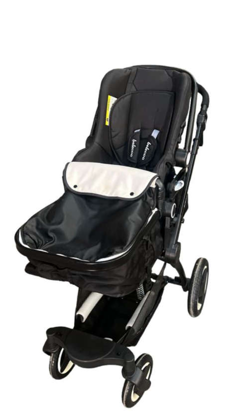 Belecoo 3 in 1 Baby Pram Stroller with Car Seat  Black & White - DISPLAY UNIT