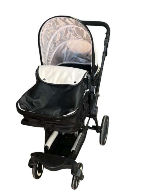 Belecoo 3 in 1 Baby Pram Stroller with Car Seat  Black & White - DISPLAY UNIT