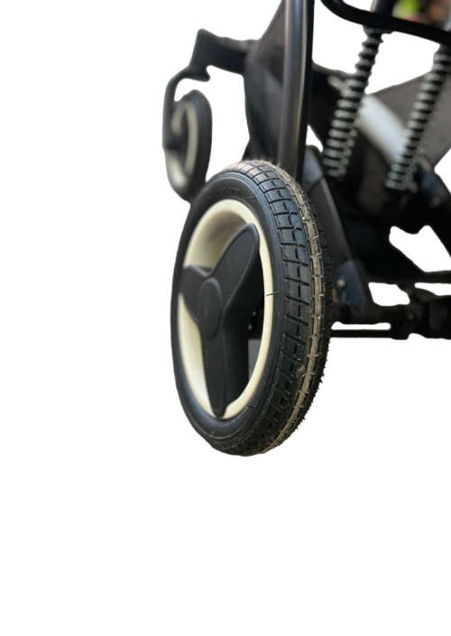 Belecoo 3 in 1 Baby Pram Stroller with Car Seat  Black & White - DISPLAY UNIT