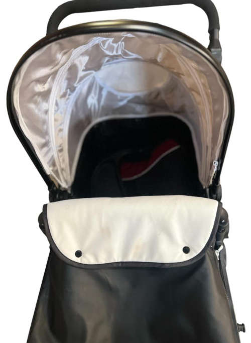 Belecoo 3 in 1 Baby Pram Stroller with Car Seat  Black & White - DISPLAY UNIT