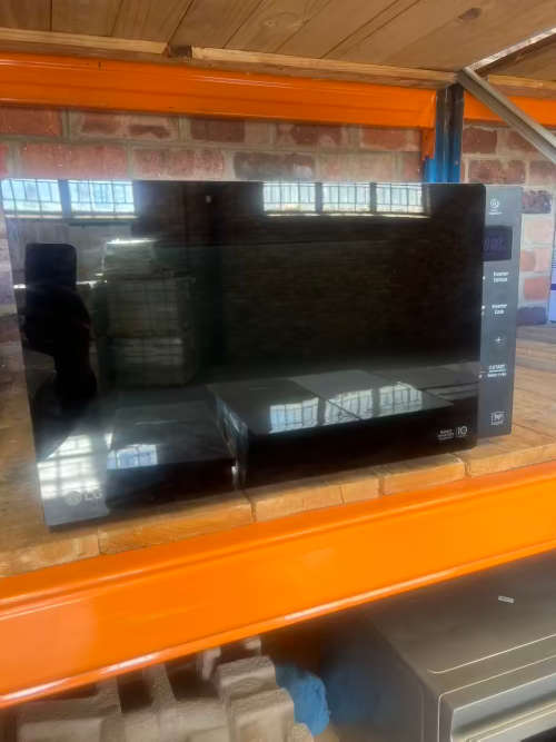 LG 42L Neochef Solo Microwave MS4235GIS