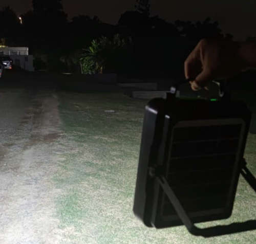 200W Solar Projector GD Plus 2208 SMD With 200 LEDs Battery 14000mAh 4 Types Of Lighting Flood Light