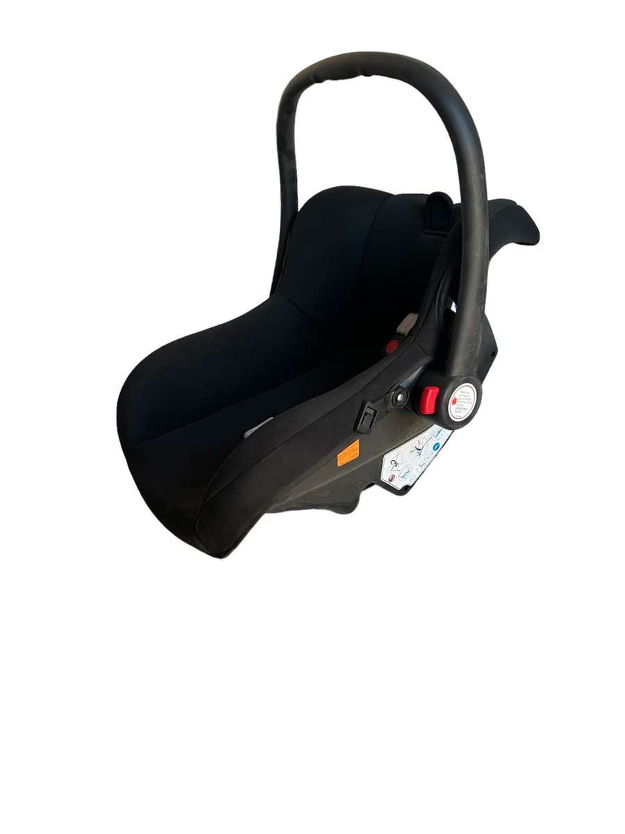 GOOD QUALITY BABY CAR SEAT NEW DISPLAY UNIT BLACK COLOUR