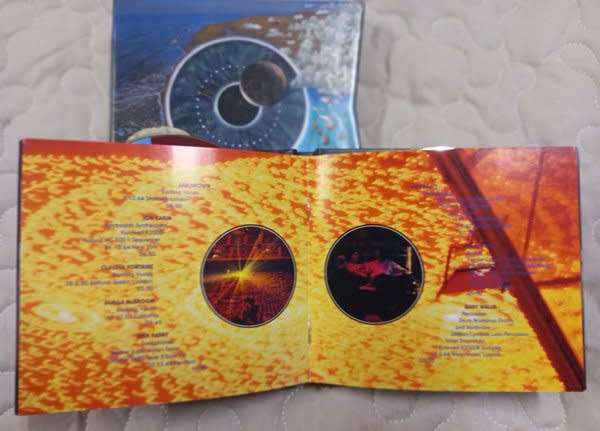 Pink Floyd - Pulse 2CD set in casebound book and slipcase