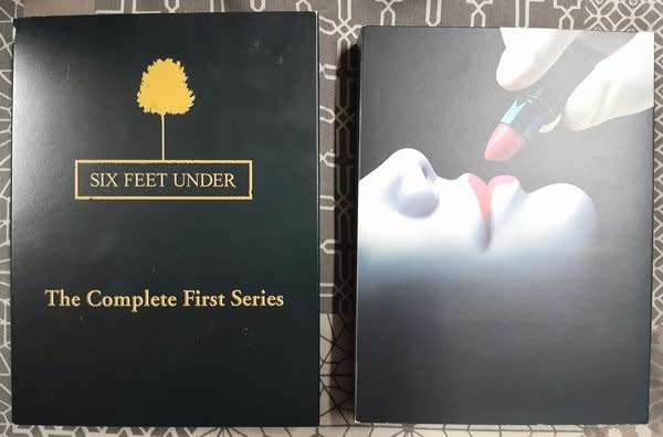 Six Feet Under - Complete Series DVD box set (Seasons 1 to 5, 24 disc set)