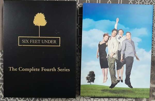 Six Feet Under - Complete Series DVD box set (Seasons 1 to 5, 24 disc set)