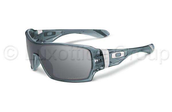 Oakley offshoot sales