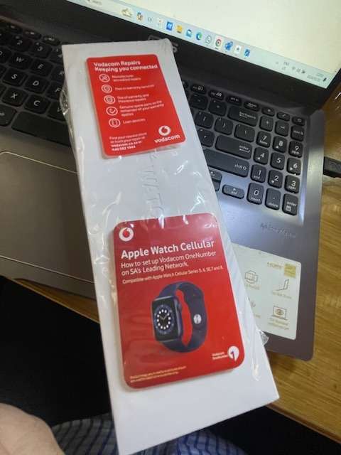 Apple Watch Series 9 41mm Aluminum Case with Pink Sport Band (GPS)