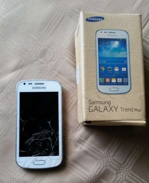 Samsung Galaxy Trend Plus - Screen cracked ****LOW LOW Shipping ****