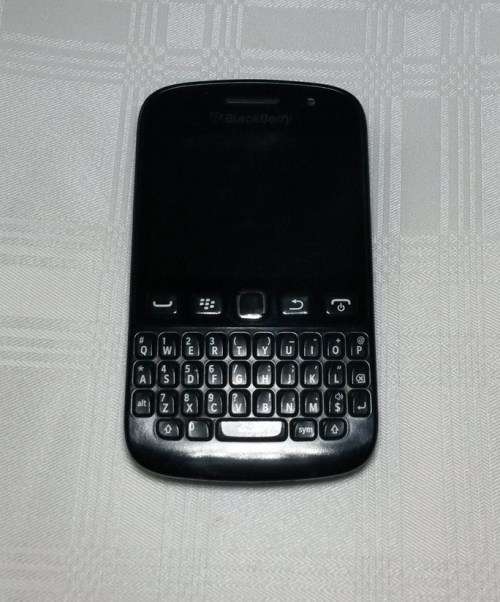 Blackberry 9720  - Dead phone   ****LOW LOW Shipping ****