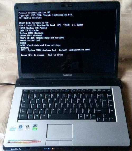 Toshiba laptop up for grabs , MODEL A200  - ****LOW LOW SHIPPING ****