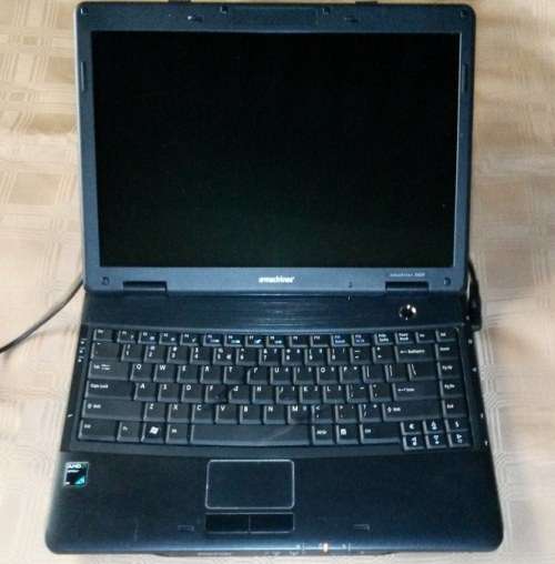Acer Emachine laptop up for grabs , MODEL D620  - ****LOW LOW SHIPPING ****