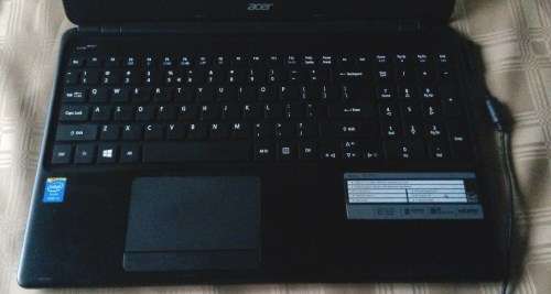 Acer laptop up for GRABS , MODEL E1-572 - ****LOW LOW SHIPPING ****